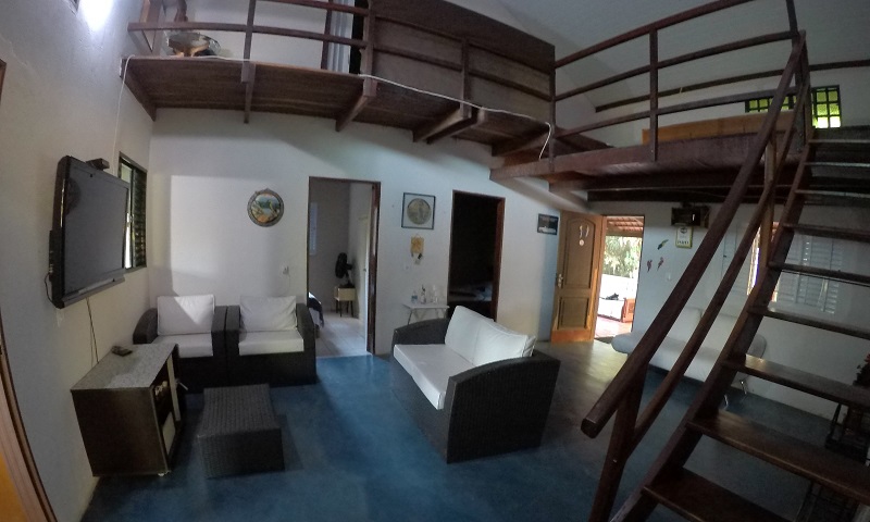 Mundo dos Pássaros - vista da sala e entrada para os quartos (piso térreo)